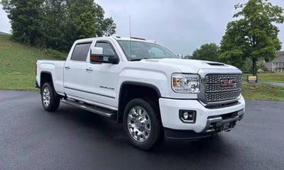2019 GMC Sierra HD Denali