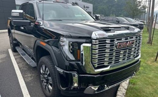 2025 GMC Sierra HD Denali