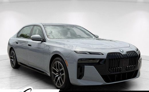 2026 BMW 740I