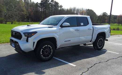 2025 Toyota Tacoma TRD