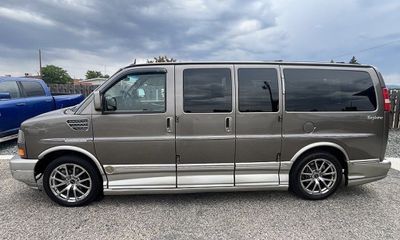 2011 GMC Savana 3LT