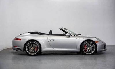 2018 Porsche 911 Carrera S GTS