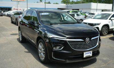 2023 Buick Enclave Essence