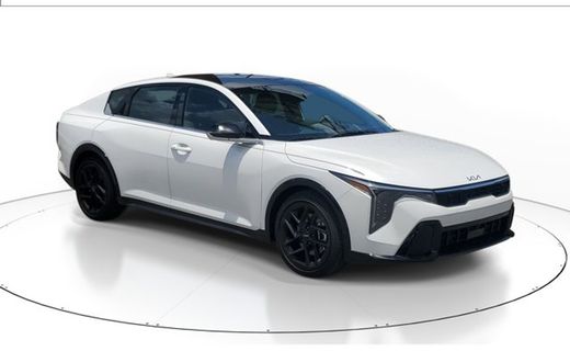 2026 Kia K4