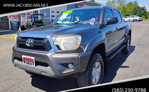 2013 Toyota Tacoma Delux