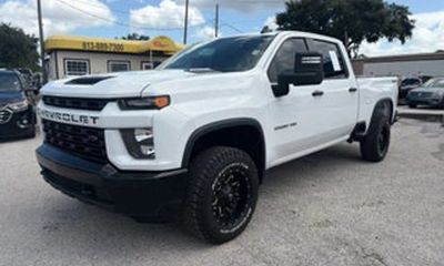 2023 Chevrolet Silverado HD Custom