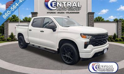 2023 Chevrolet Silverado Custom