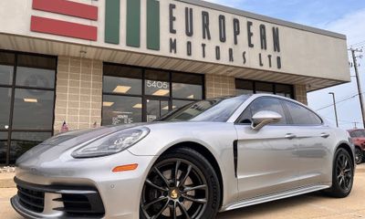 2018 Porsche Panamera