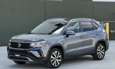 2022 Volkswagen Taos 4Motion SE