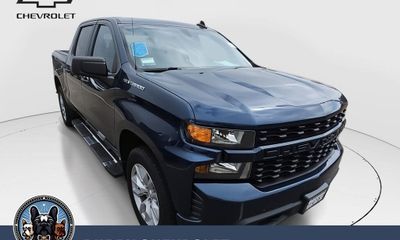 2021 Chevrolet Silverado Custom