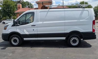 2020 Nissan NV 2500 SV