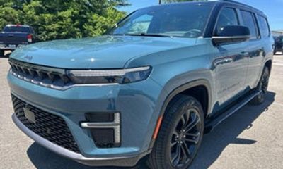2026 Jeep Grand Wagoneer Summit