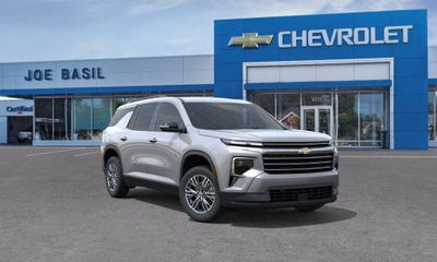 2027 Chevrolet Traverse LT