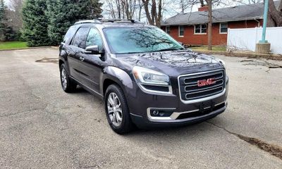 2015 GMC Acadia SLT 1