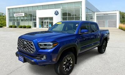 2023 Toyota Tacoma SR5