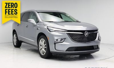 2023 Buick Enclave Essence