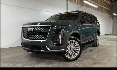 2025 Cadillac Escalade Premium Luxury