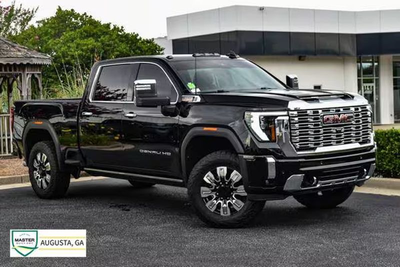 2025 Gmc Sierra 2500hd — a typically priced live listing