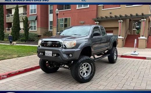 2013 Toyota Tacoma Delux