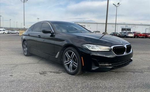 2021 BMW 530I