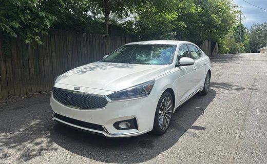 2017 Kia Cadenza