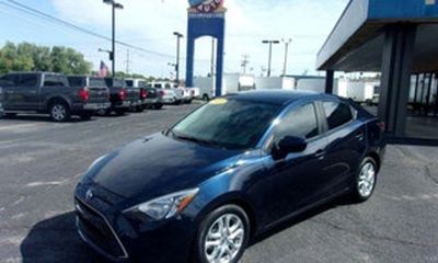 2018 Toyota Yaris IA Base