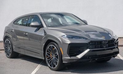 2025 Lamborghini Urus SE