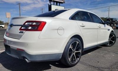 2015 Ford Taurus SEL