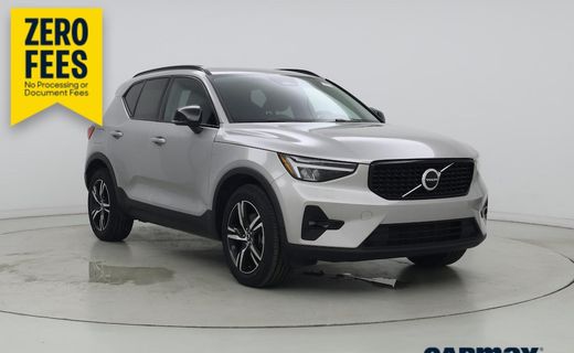 2023 Volvo XC40 Plus Dark