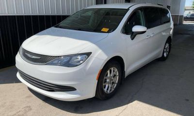 2017 Chrysler Pacifica Touring