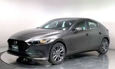 2025 Mazda MAZDA3 Preferred Package
