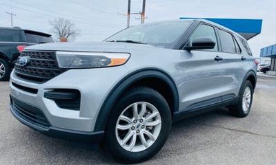 2021 Ford Explorer Base