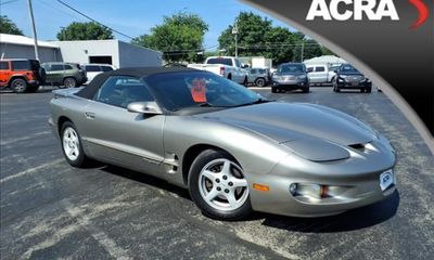 2002 Pontiac Firebird Base