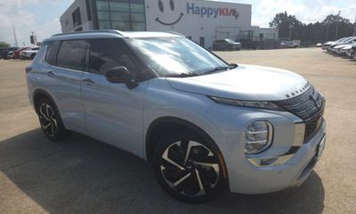 2024 Mitsubishi Outlander SEL