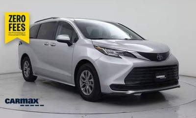 2021 Toyota Sienna LE