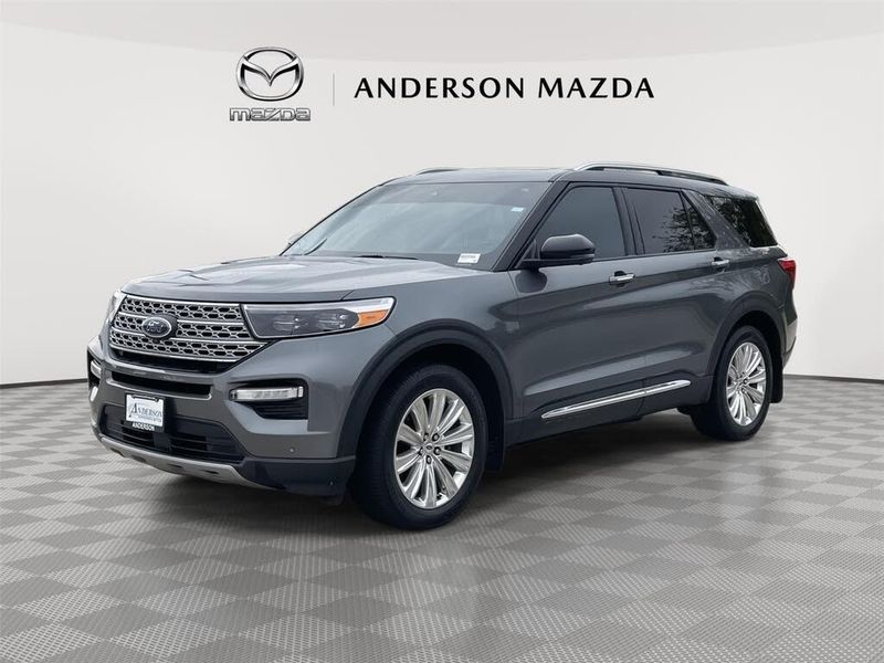 2022 Ford Explorer — a typically priced live listing