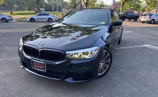 2019 BMW 540I