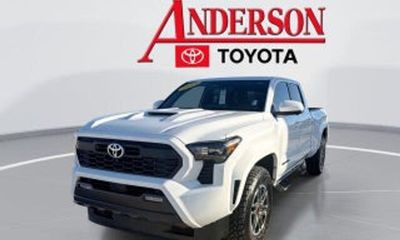 2026 Toyota Tacoma SR Xtracab