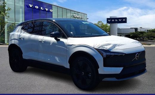 2026 Volvo EX30 CC Ultra