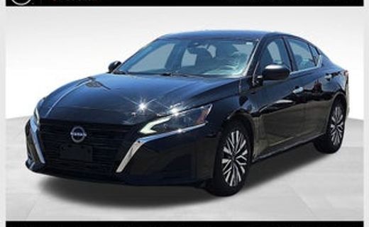 2024 Nissan Altima SV