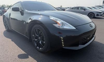 2016 Nissan 370Z Base