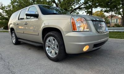 2012 GMC Yukon XL SLT
