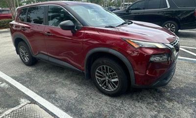 2021 Nissan Rogue S