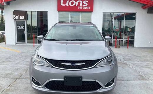 2019 Chrysler Pacifica Touring L