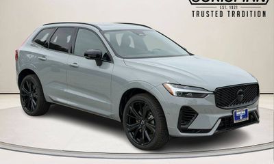2026 Volvo XC60 Ultra Black Edition