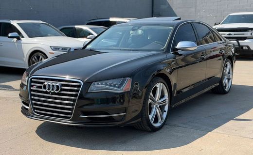 2013 Audi S8