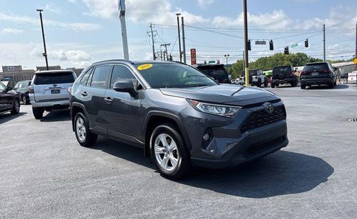 2020 Toyota RAV4 XLE