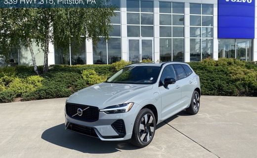 2025 Volvo XC60 Plus Dark