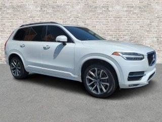 2021 Volvo XC90 Momentum