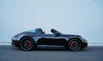 2025 Porsche 911 Targa 4 GTS
